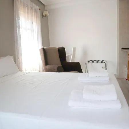 Apartamentos Calle Comercio Appartement Tolède