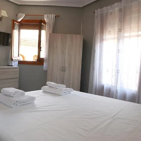 Apartamentos Calle Comercio * Tolède