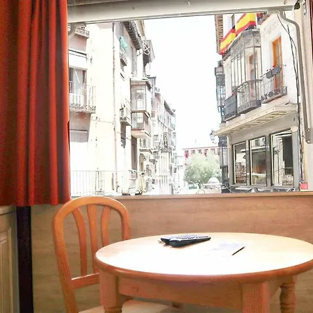 Apartamentos Calle Comercio Appartement Tolède